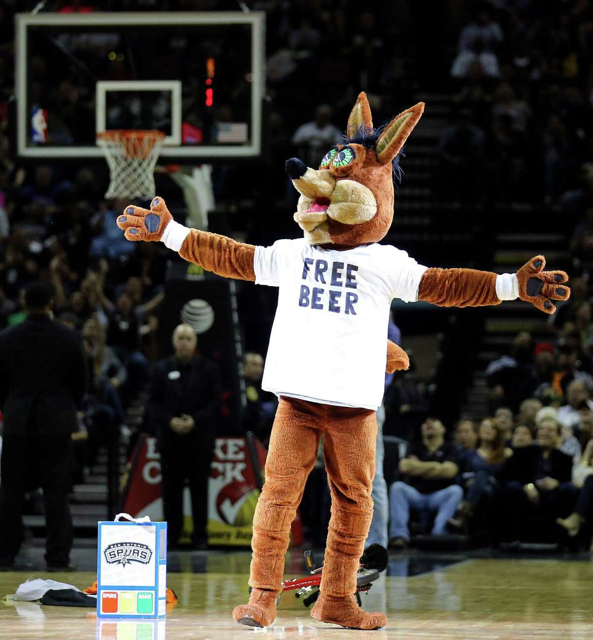 22 things every Spurs fan should know about the Coyote