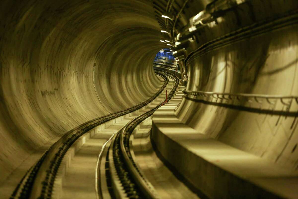 Tour of SoundTransit ULink light rail tunnels