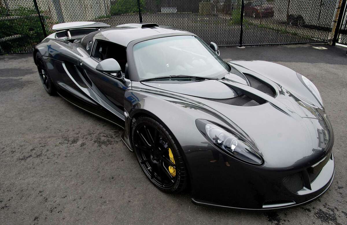 Record breaker Venom GT roars at Stamford shop