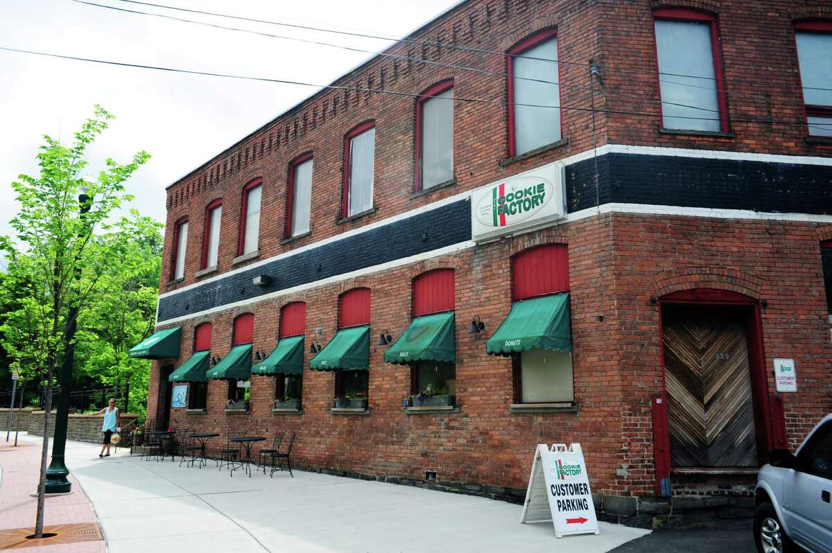 Sweeter life at Cookie Factory