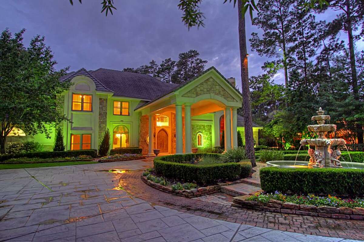 Woodlands home has the perfect backyard