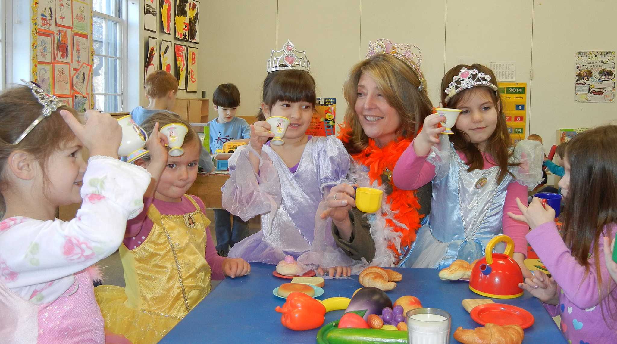 Bigelow CEO has tea at Fairfield YMCA with preschoolers