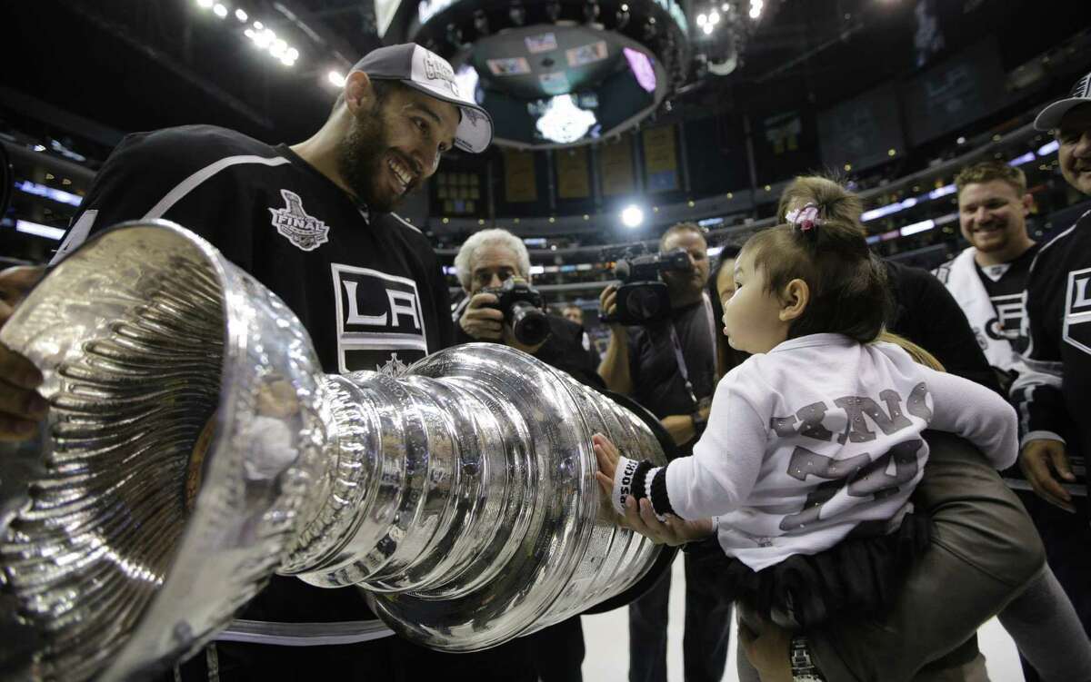 Kings win second title with 3-2 win over Rangers