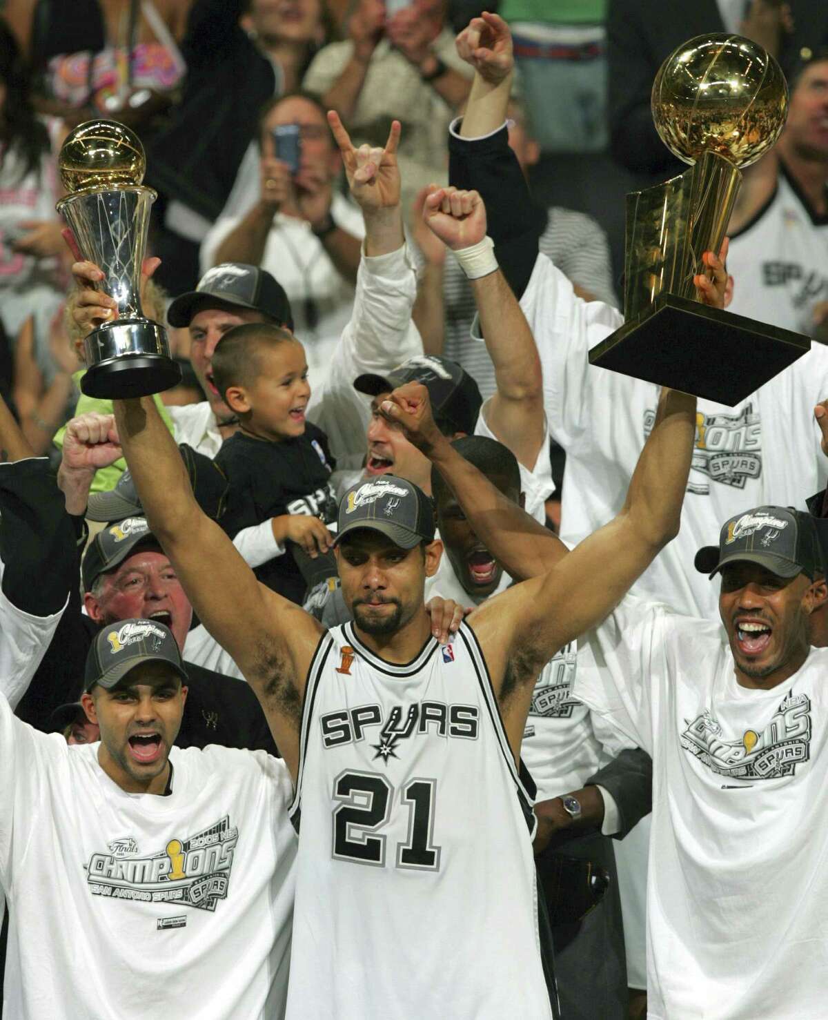 The birth of a new dynasty 🏆 Rewatch the Spurs' five-game 1999 NBA Finals  win that jump-started more than a decade of dominance, free…