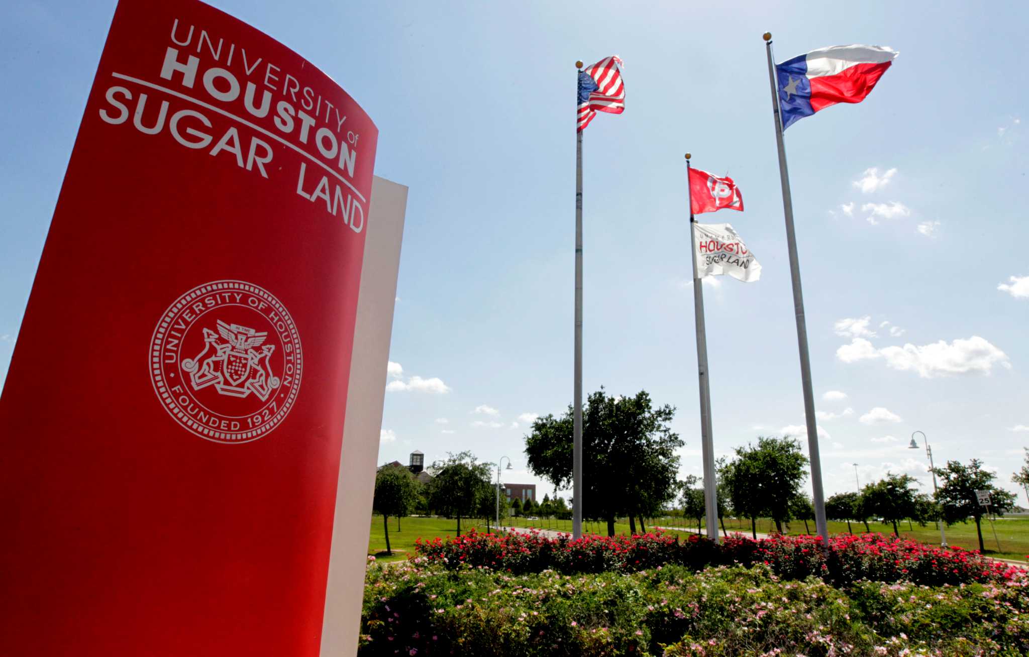 University of Houston Garden Flag: University of Houston