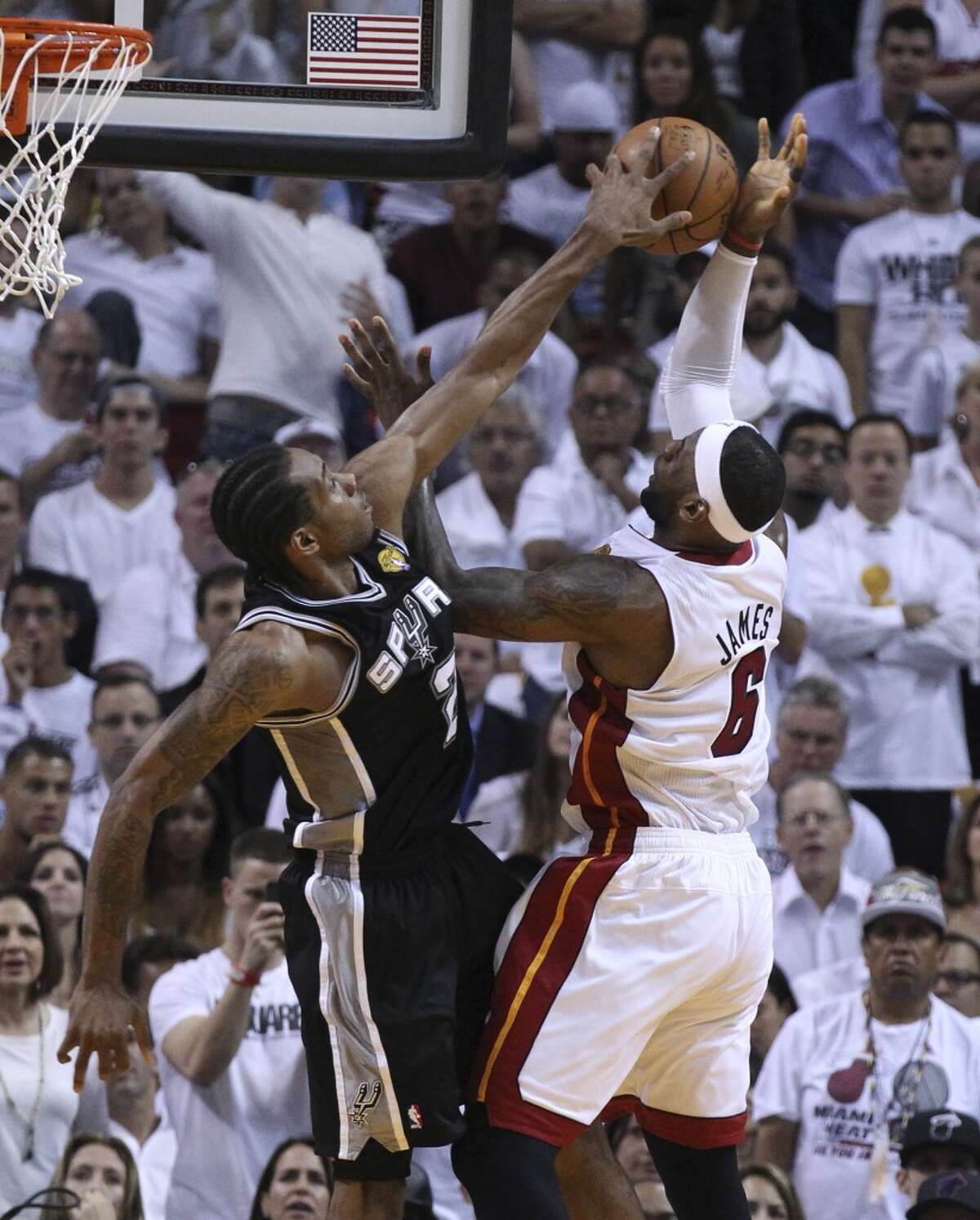 Meet Kawhi Leonard, get an autograph