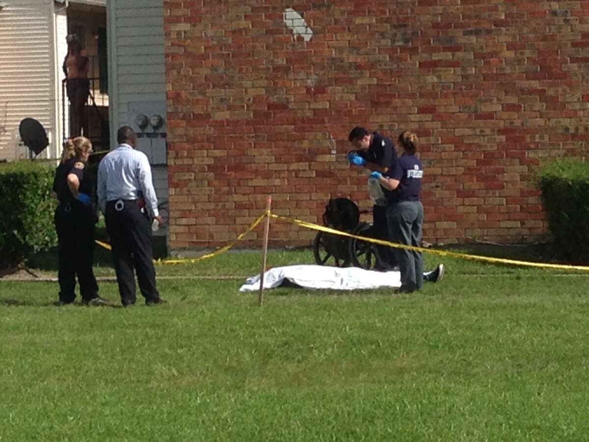 Man in wheelchair shot to death at NE Houston complex