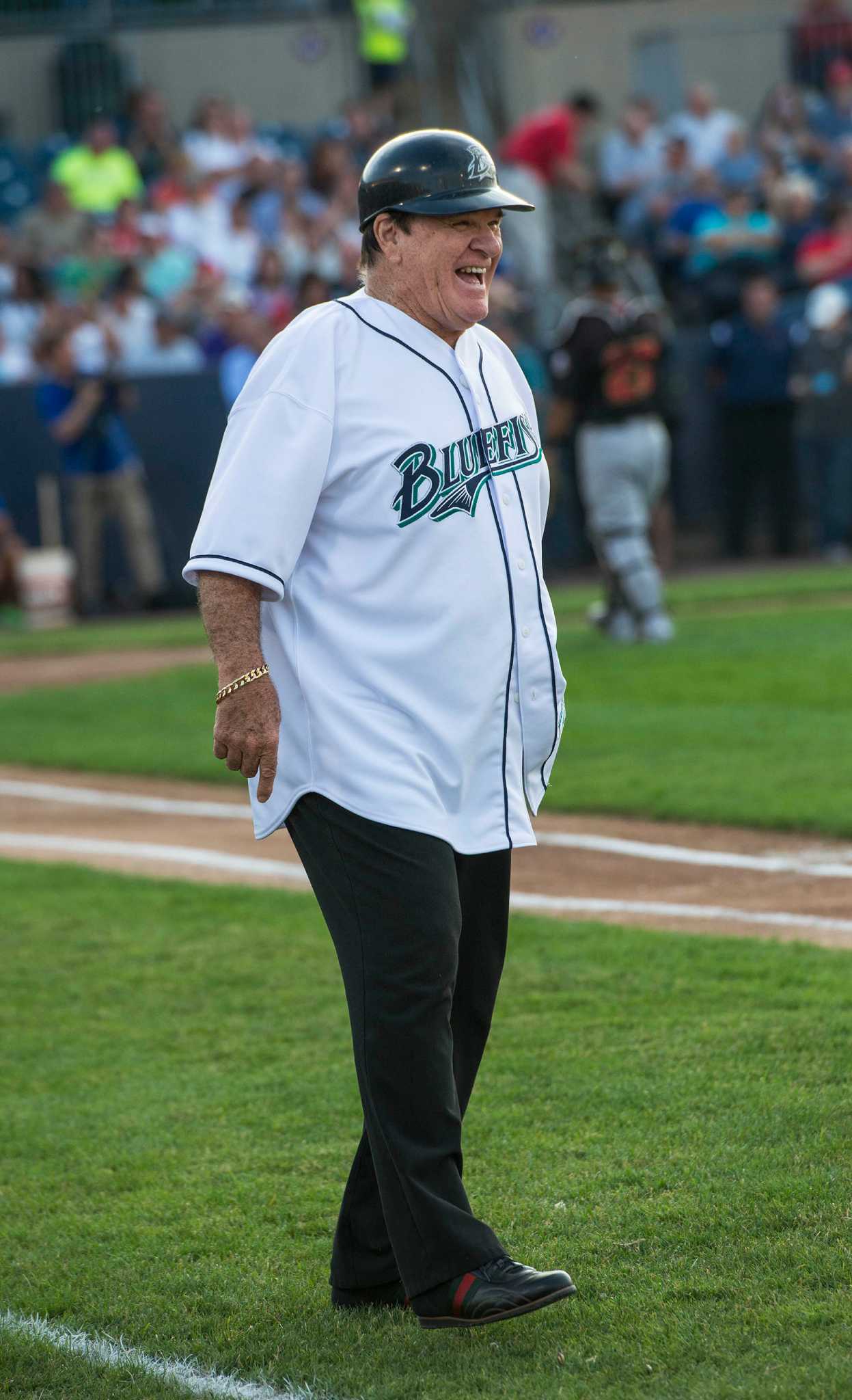 Pete Rose returning for another one-day turn as Bluefish manager