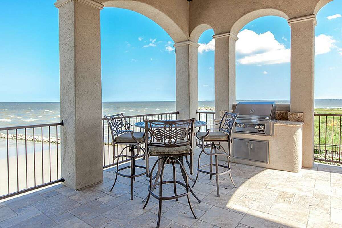 Beachfront paradise for sale in Seabrook