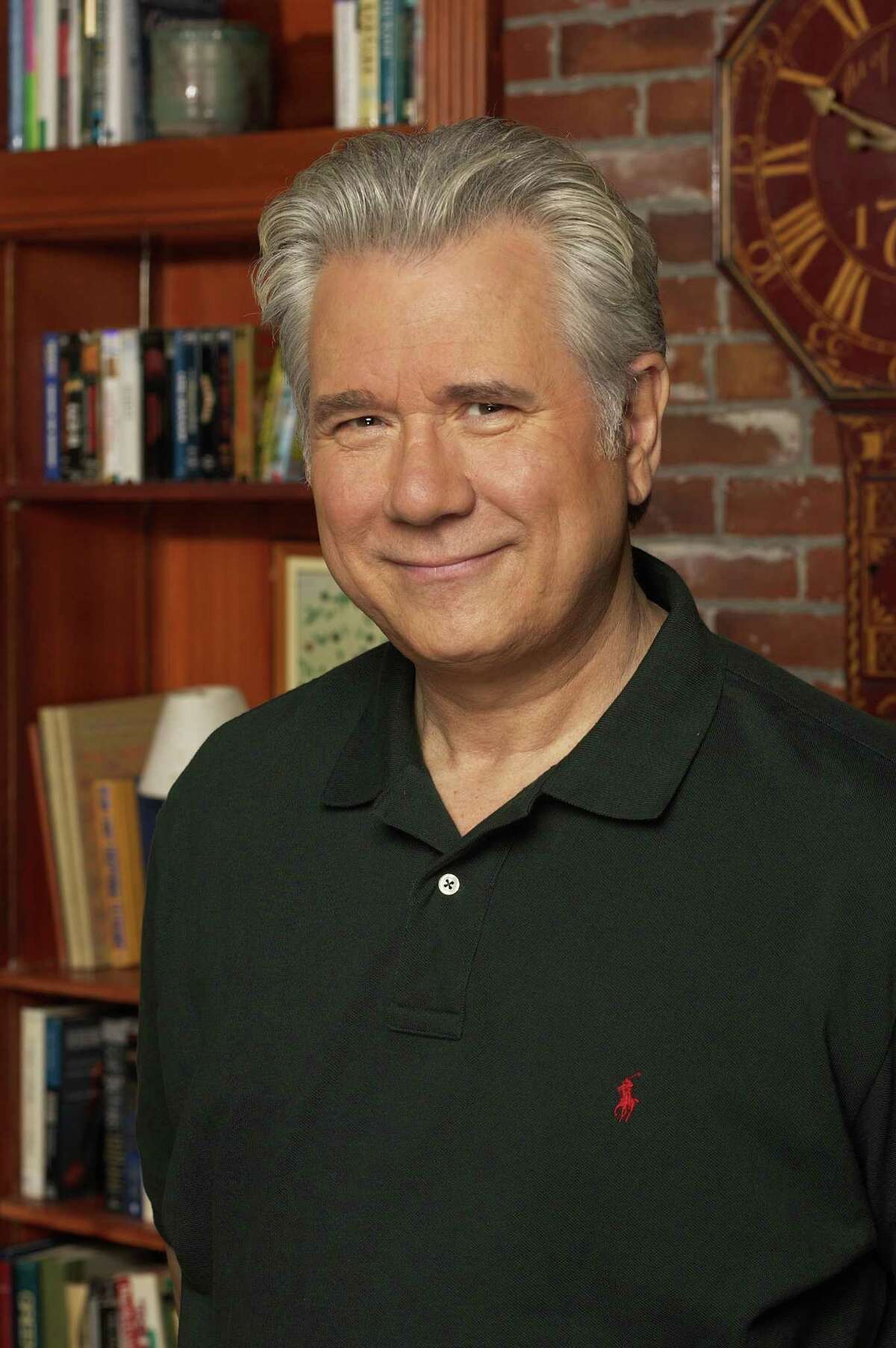 Iconic "Texas Chain Saw Massacre" returns to theaters