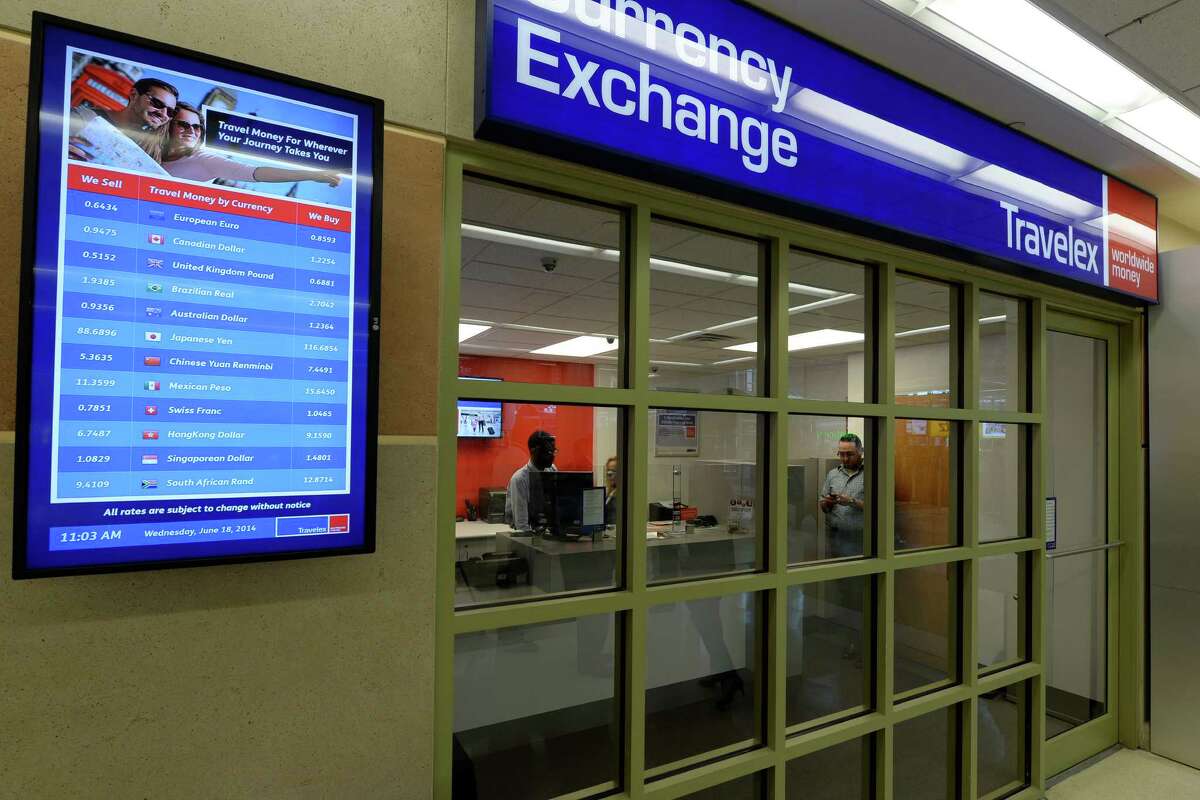 Currency Exchange opens