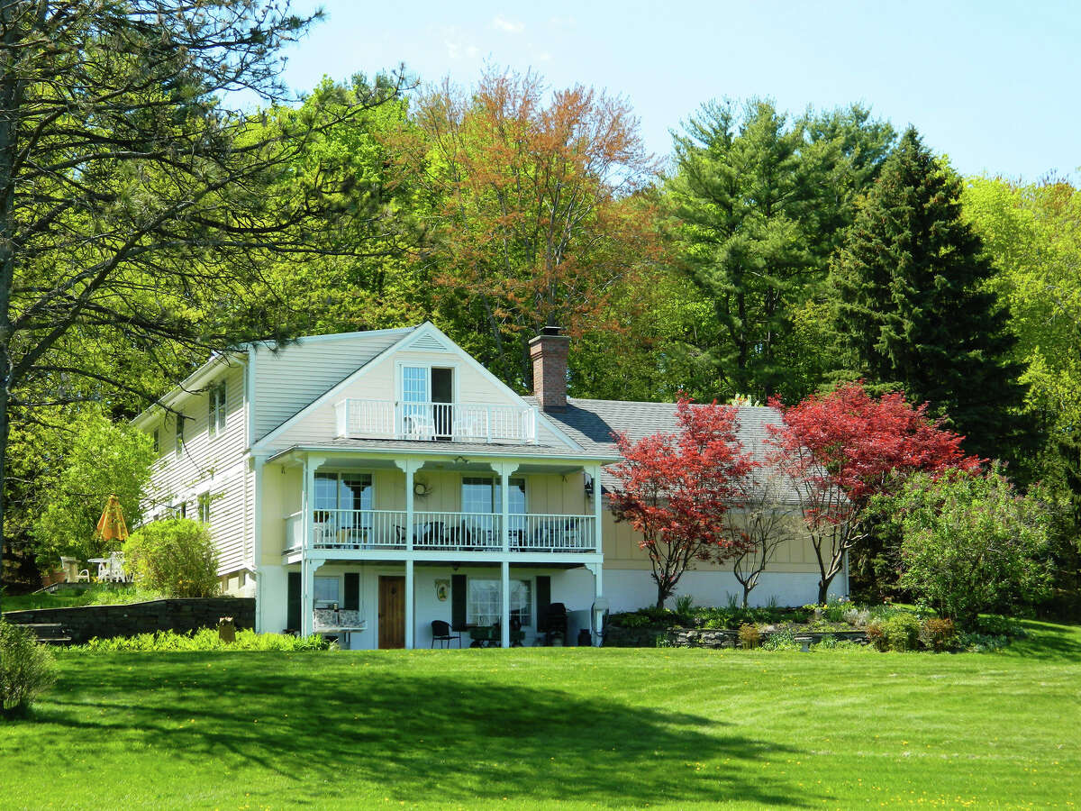 House of the Week Hidden Meadows Farm, Slingerlands
