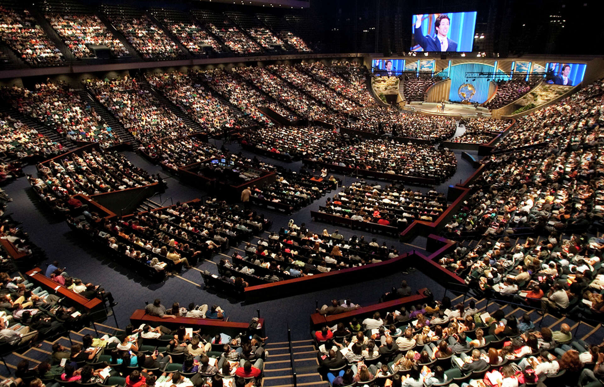 How does Lakewood Church spend its millions? Here's a look at the budget