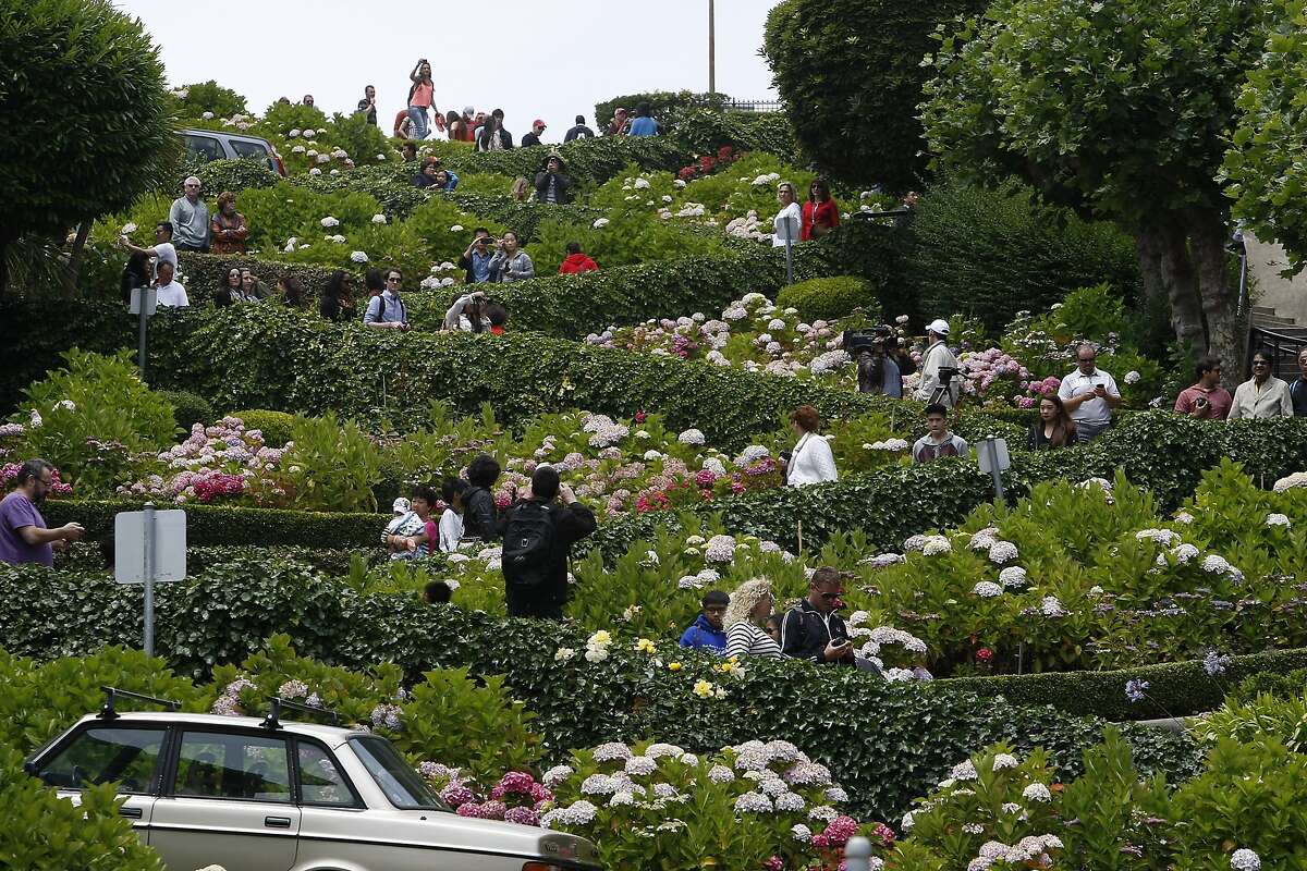 No cars on Lombard? No problem