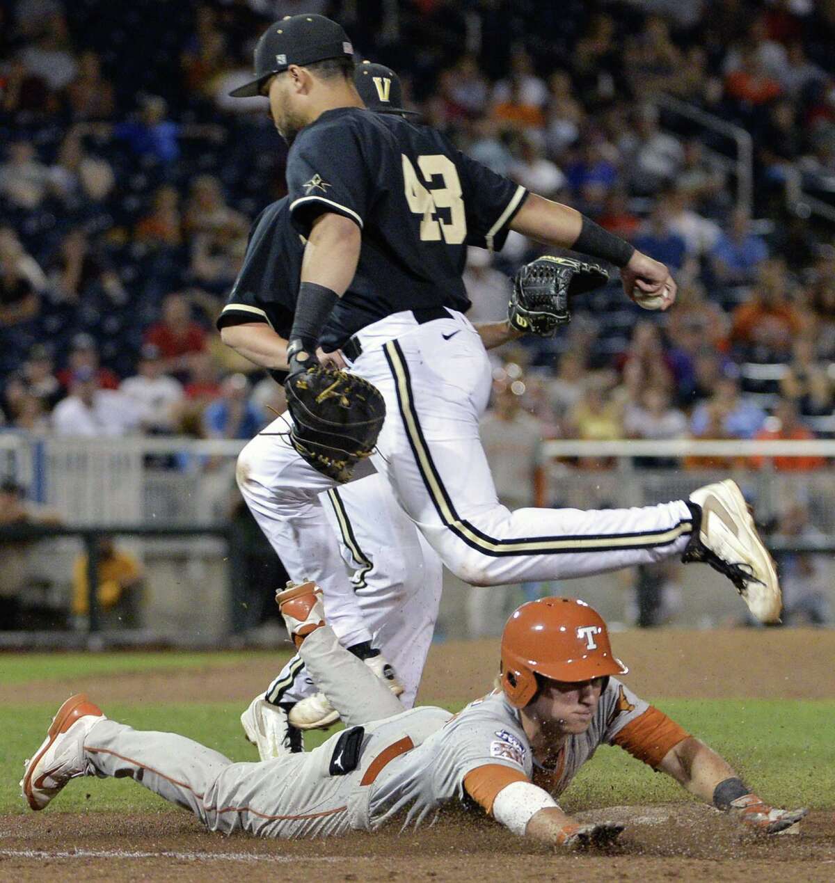 College World Series Texas vs. Vanderbilt