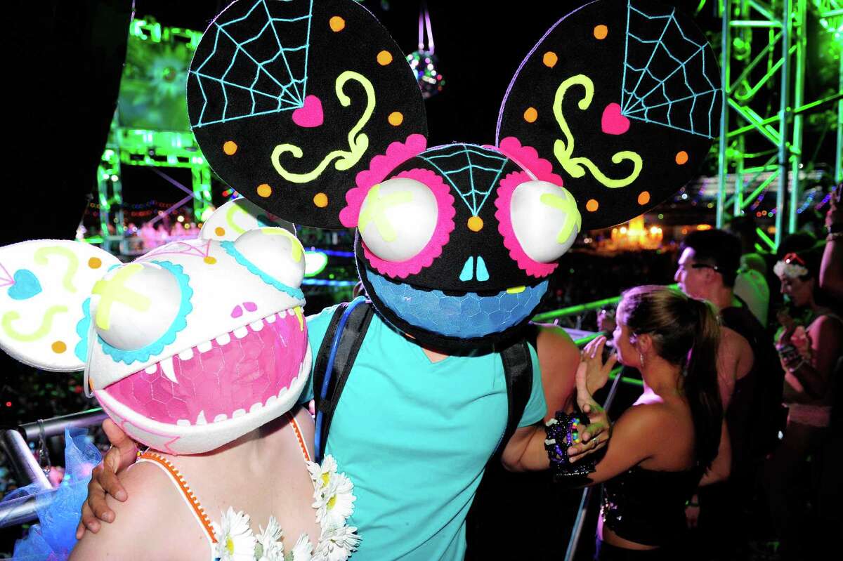 Photos Electric Daisy Carnival lights up Vegas