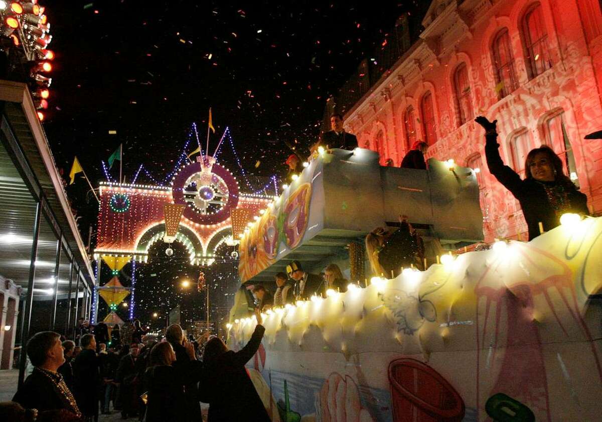 mardi gras arch galveston