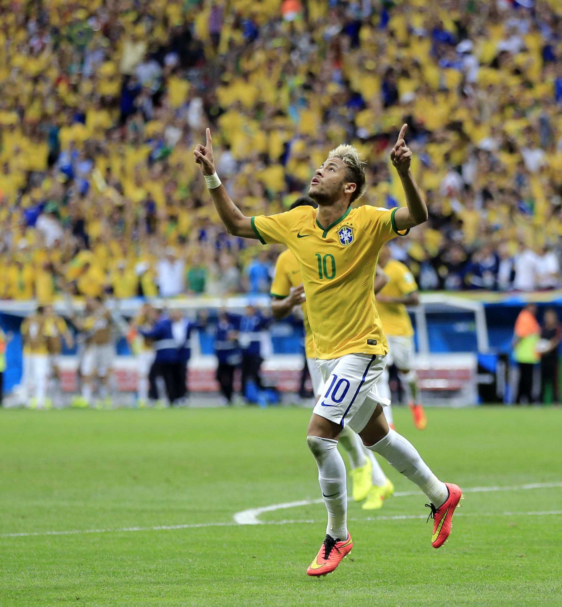 Neymar Helps Brazil March Into 2nd Round Expressnews Com