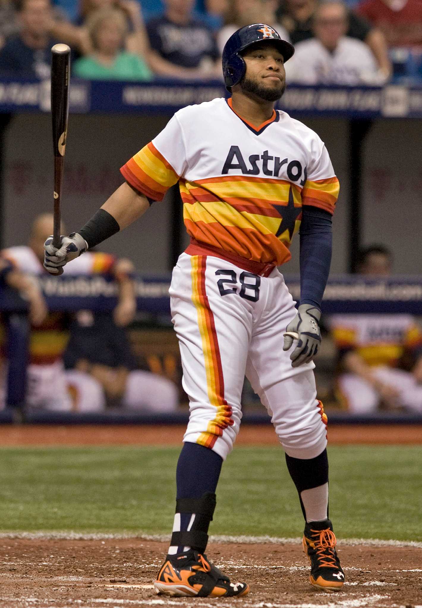 Astros star Jose Altuve ends 0-for-25 postseason skid