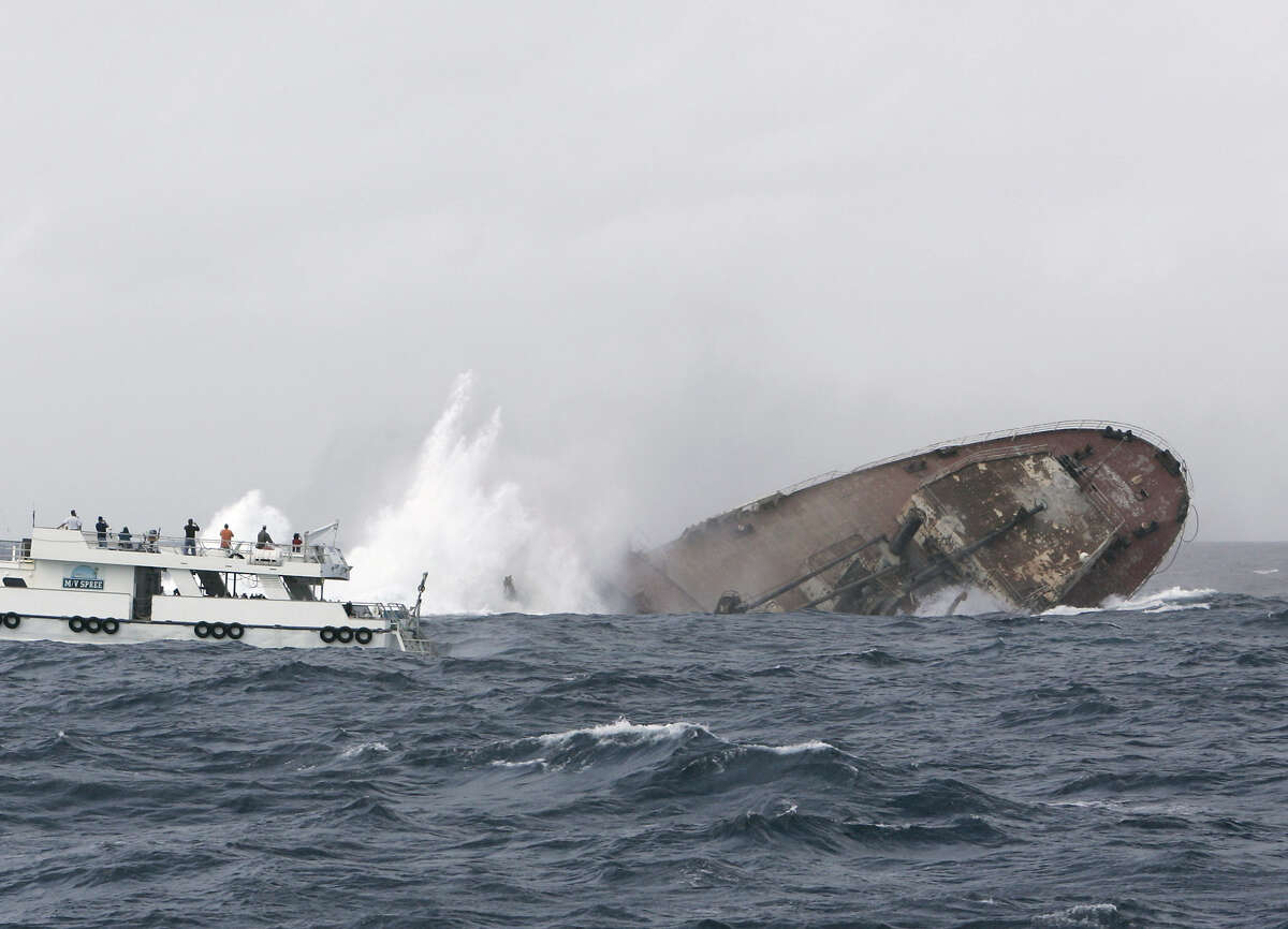 Texas agency looking for a ship to sink in the Gulf of Mexico