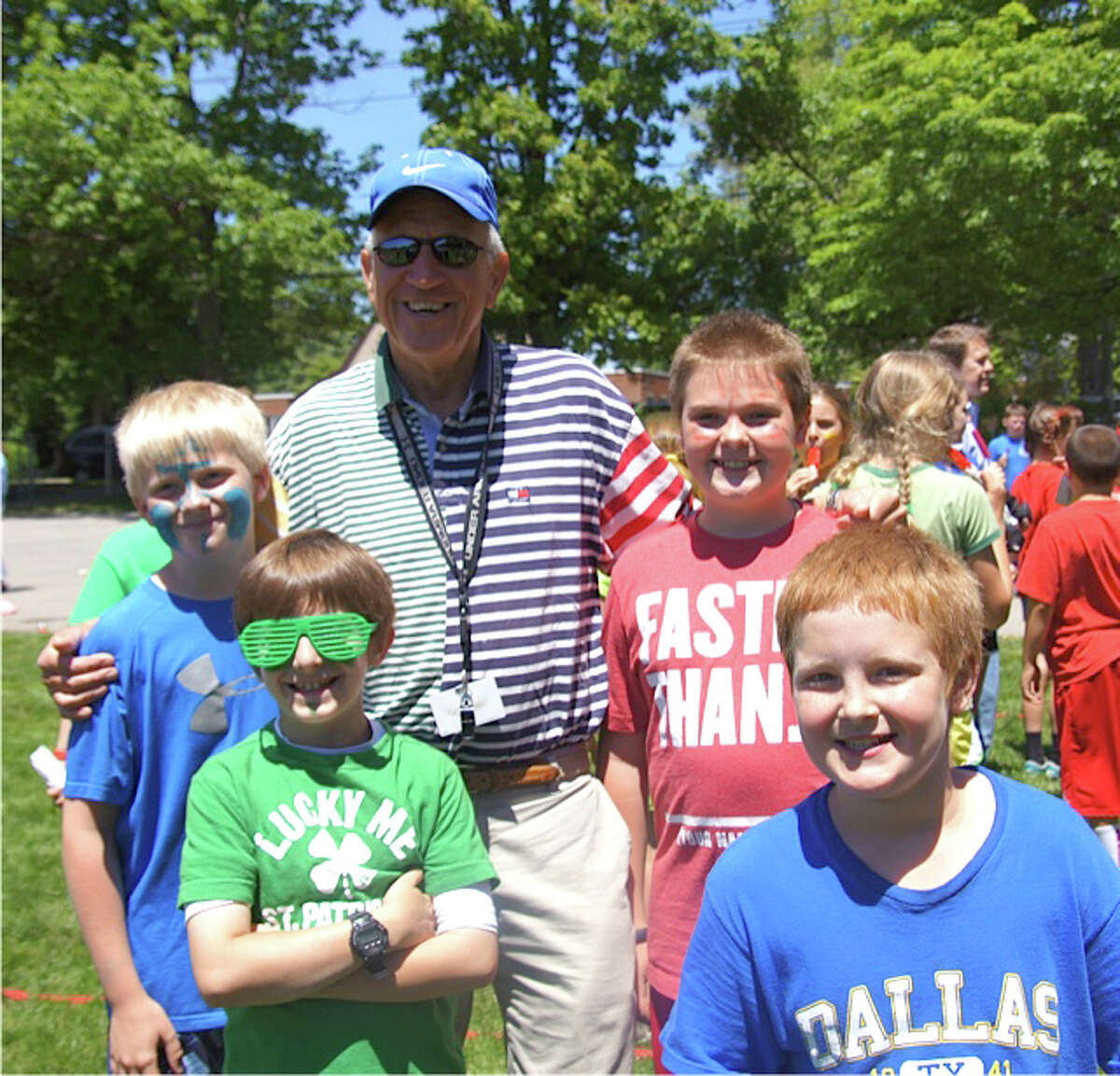 After 40 years, Hindley's gym teacher retires