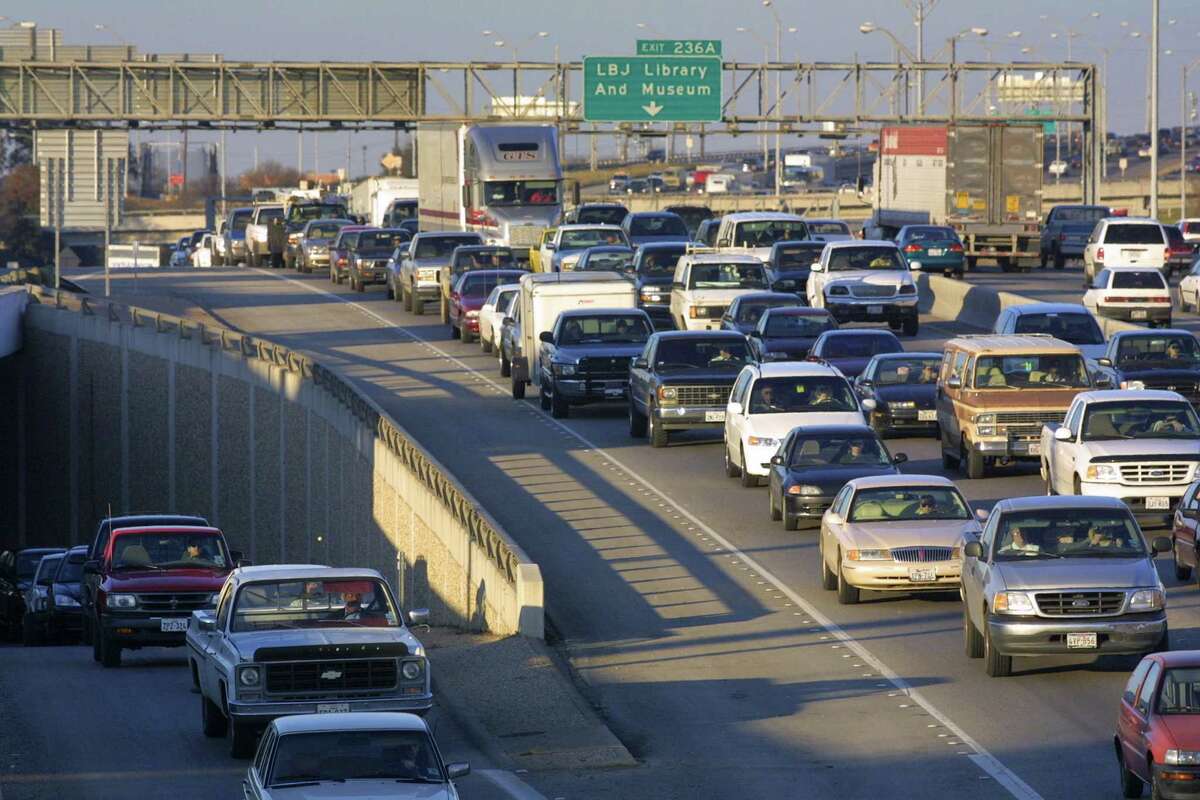 1. Austin traffic sucks.Forbes magazine ranked the city the fourth-worst in the nation for average time wasted in traffic annually: 41 hours.
