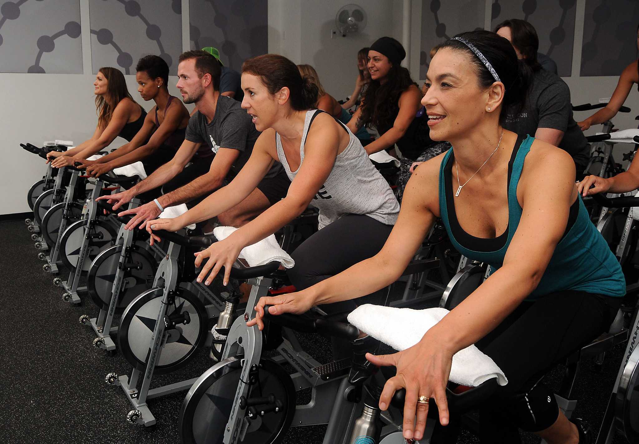 Revolution discount spin class