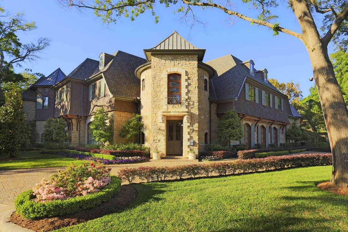 8 Houston dream homes for sale