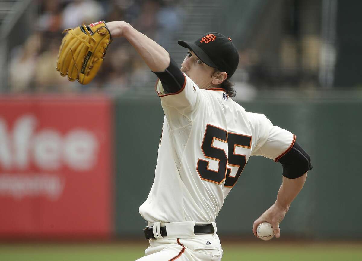 Giants' Lincecum no hits Padres for 2nd time