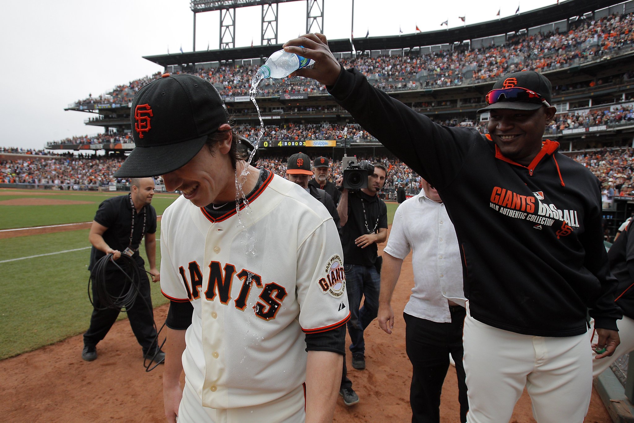 Tim Lincecum no-hits the San Diego Padres, MLB