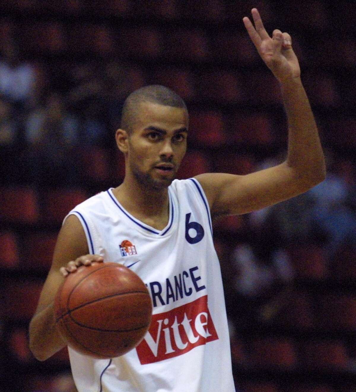 2. Before being drafted by the Spurs, Parker played in the French basketball league for two years.