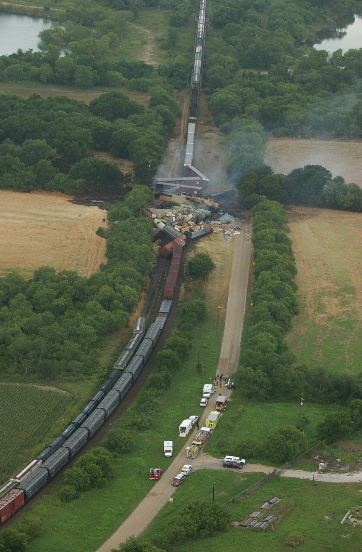Ten years ago Chlorine gas from train crash kills 3 near San Antonio