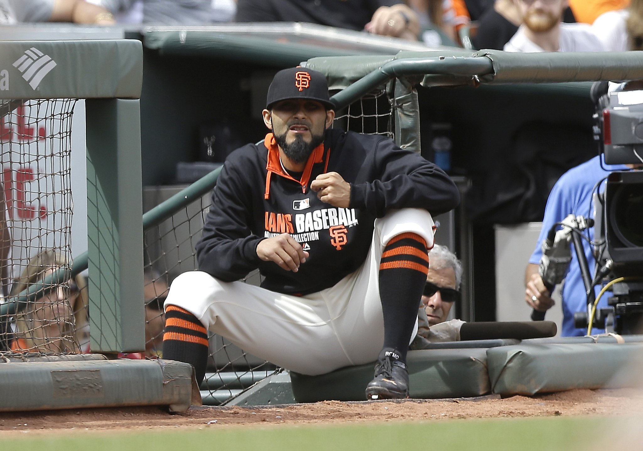 Giants remove Sergio Romo from closer role 