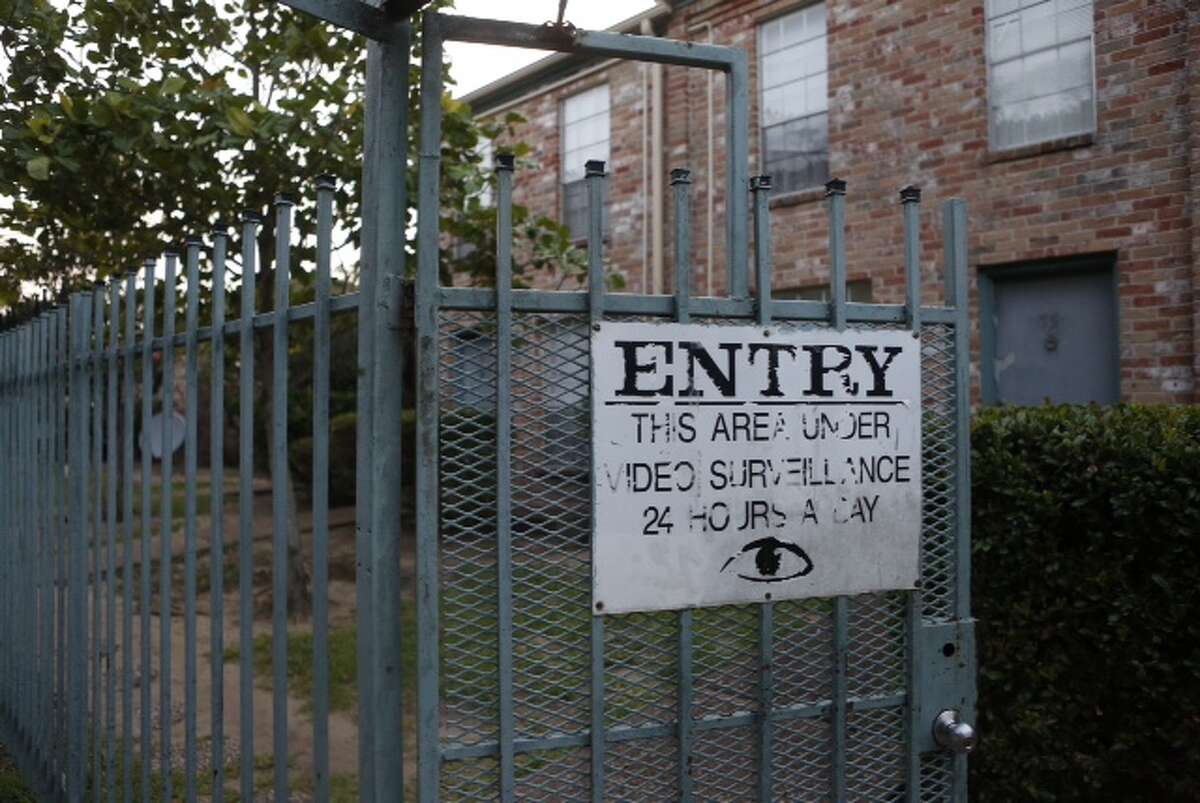 Police ID teen fatally shot in SW Houston