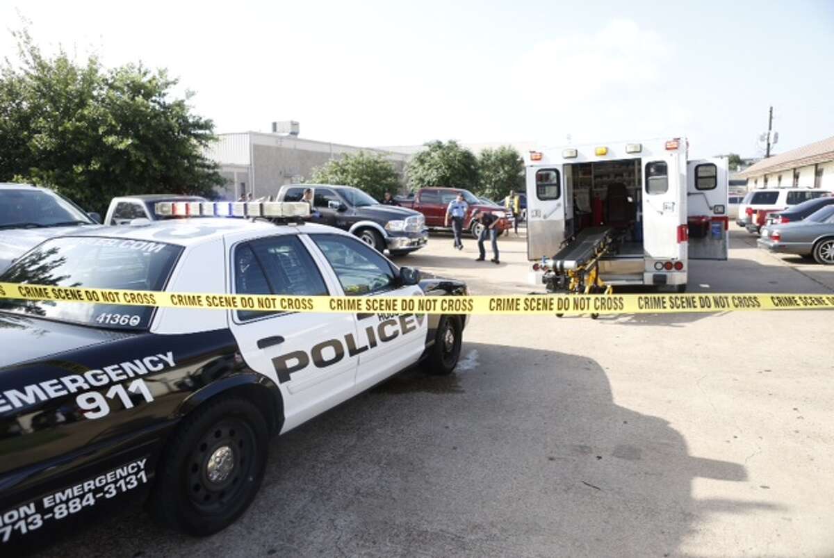 houston cop ambushed