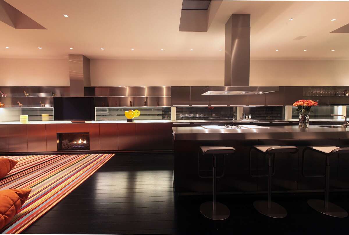 Luxury and style in Cow Hollow