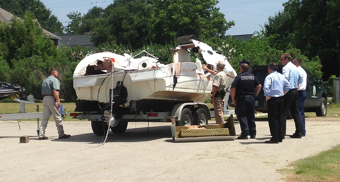 Divers find body of woman who disappeared in Lake Conroe boat crash
