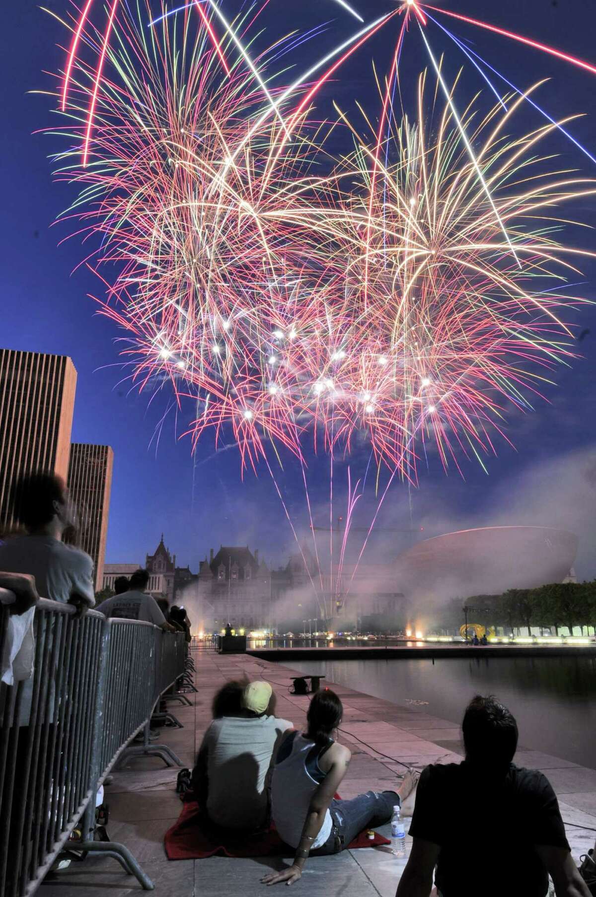 july 4 fireworks troy ny