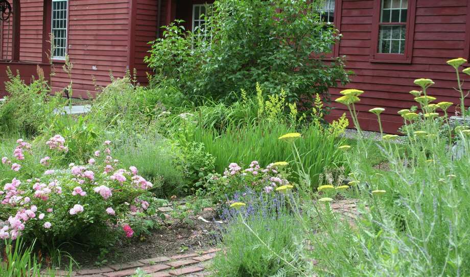 Historic Wilton garden restored to its 1740s setting Connecticut Post
