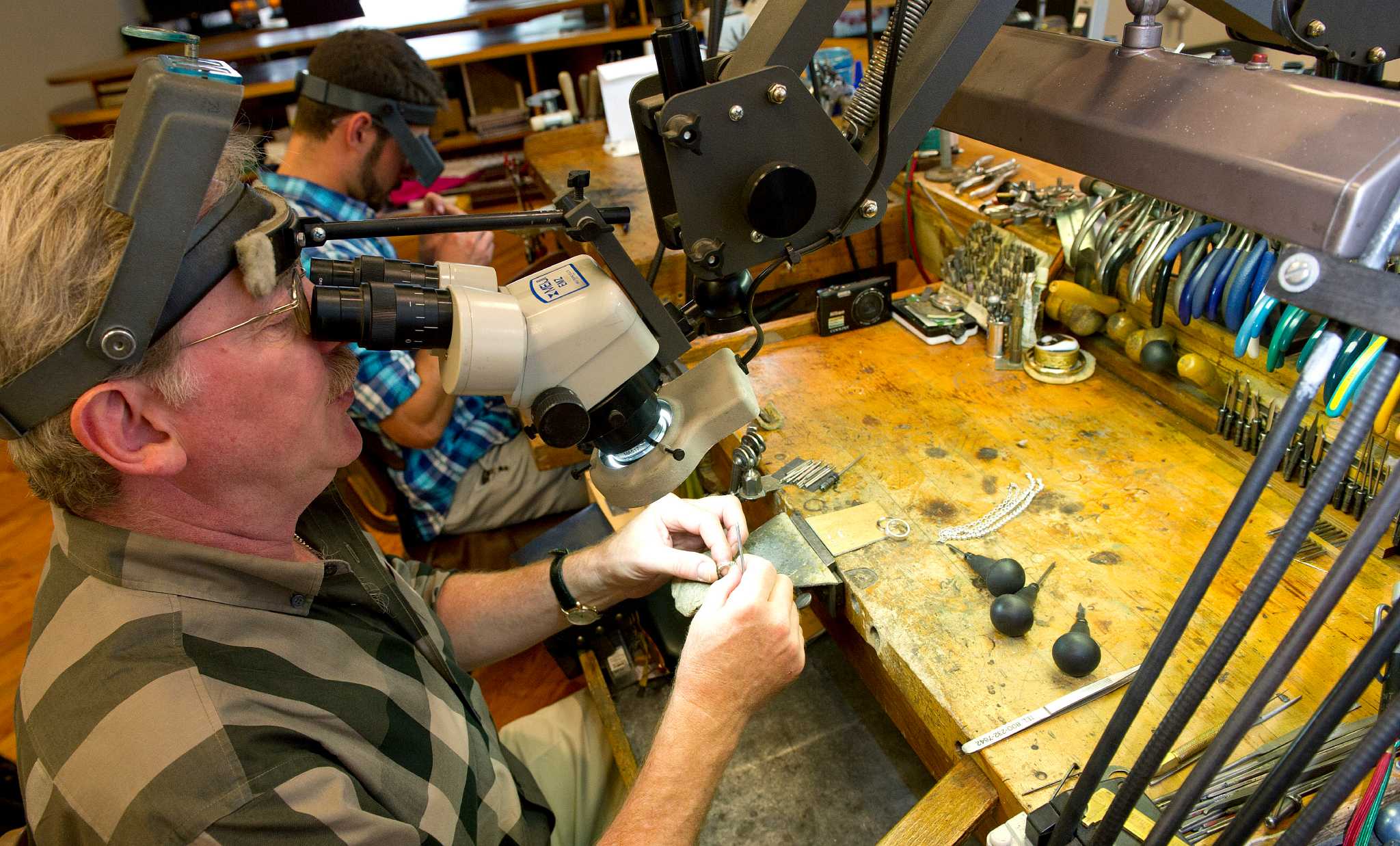 Goldsmith sculpts jewelry for generations to come