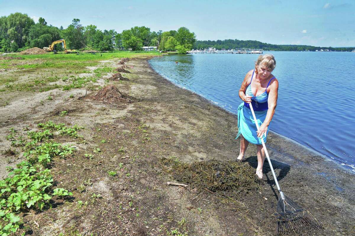 Photos Brown's Beach