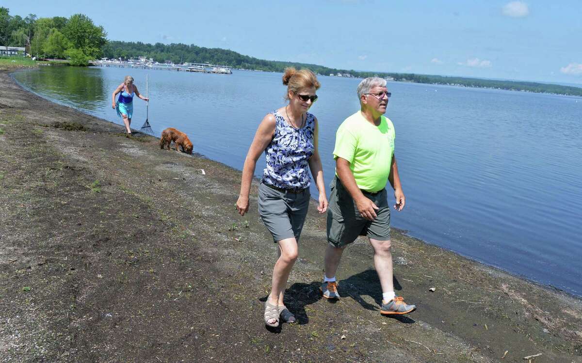 Photos Brown's Beach