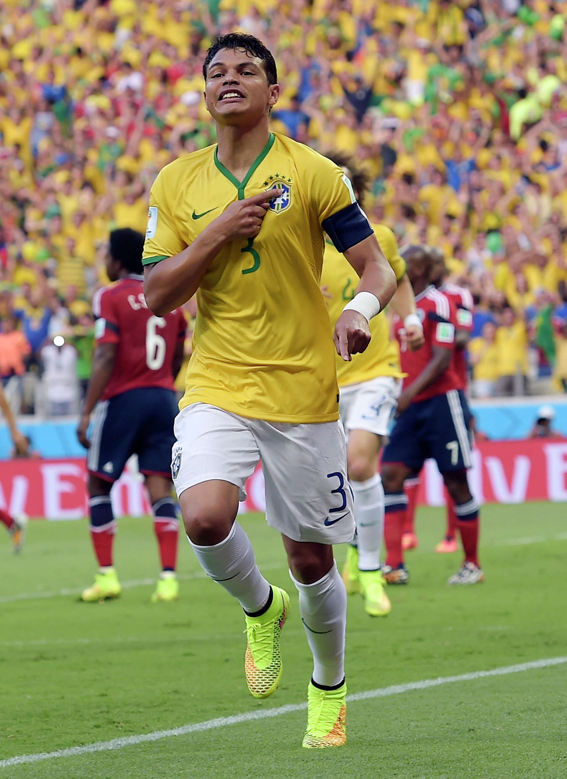 Win over Colombia takes heavy toll on Brazil, image size:1920x2637