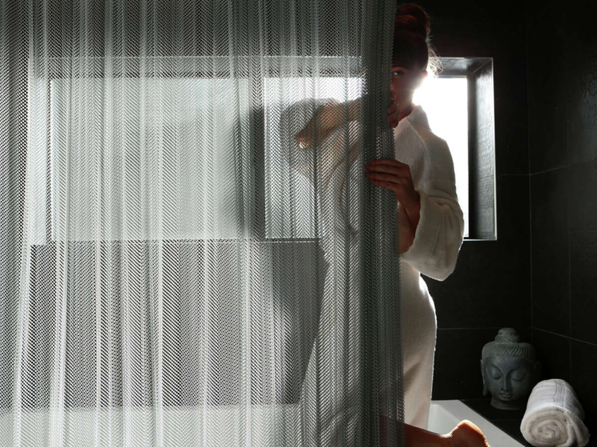 New aluminum mesh shower curtain isn't for the modest