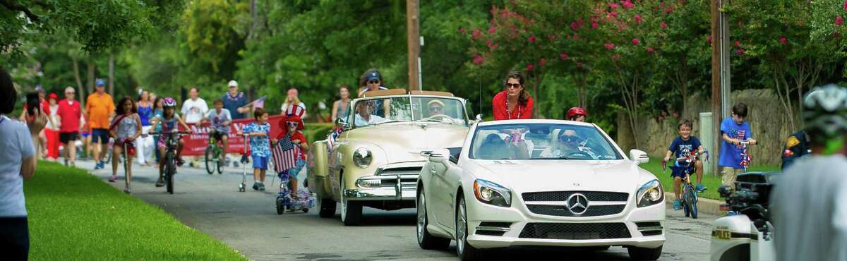 Monte Vista Historical Association's Fourth of July parade heads down Bushnell Avenue on Friday, bound for a community picnic at Landa Library.