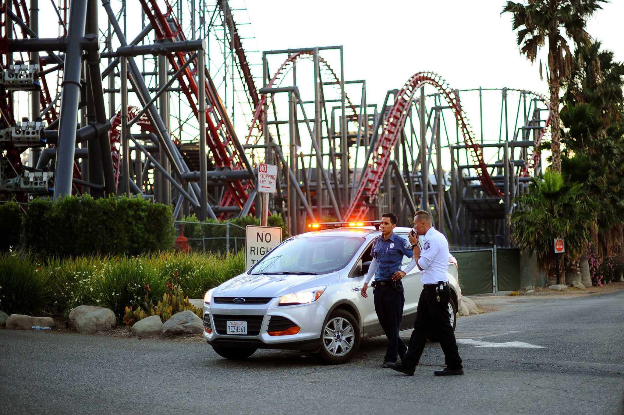 Roller coaster accident leaves 4 hurt, several stranded in the air