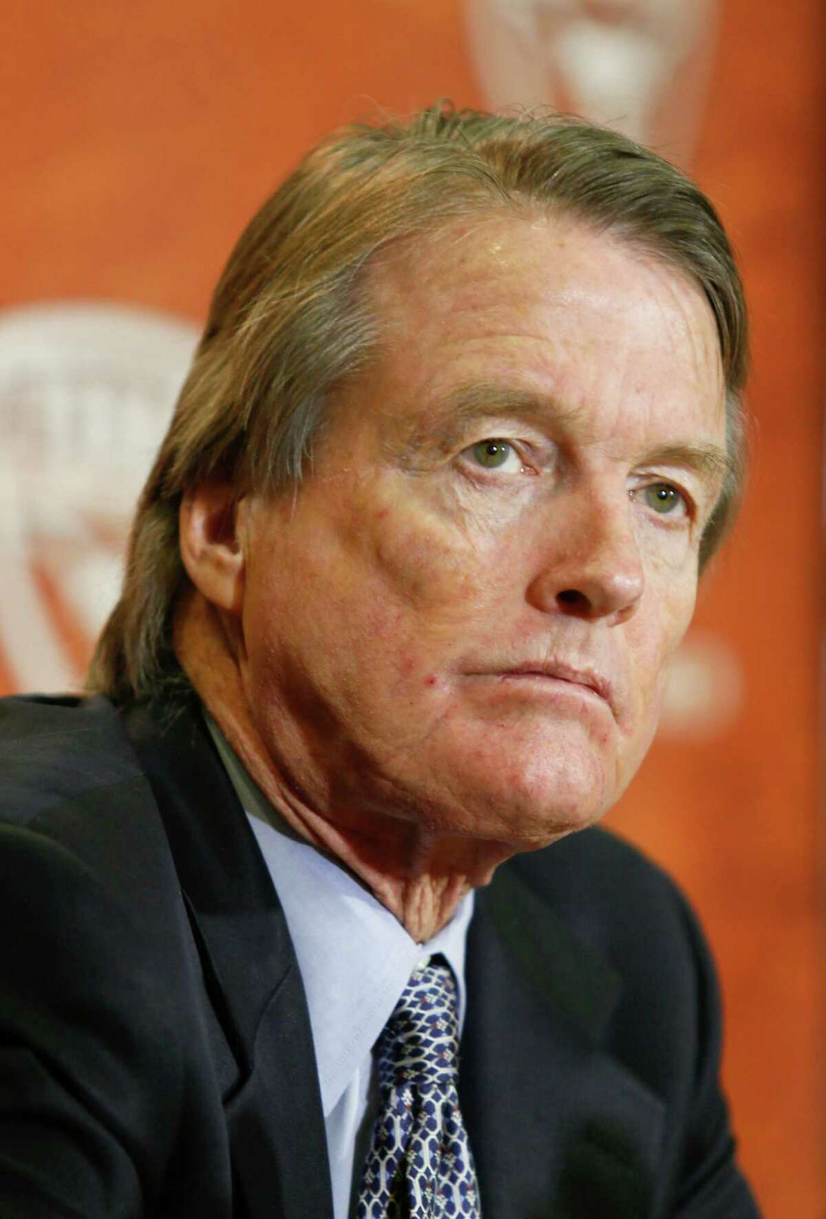 University of Texas president Bill Powers has agreed to resign.