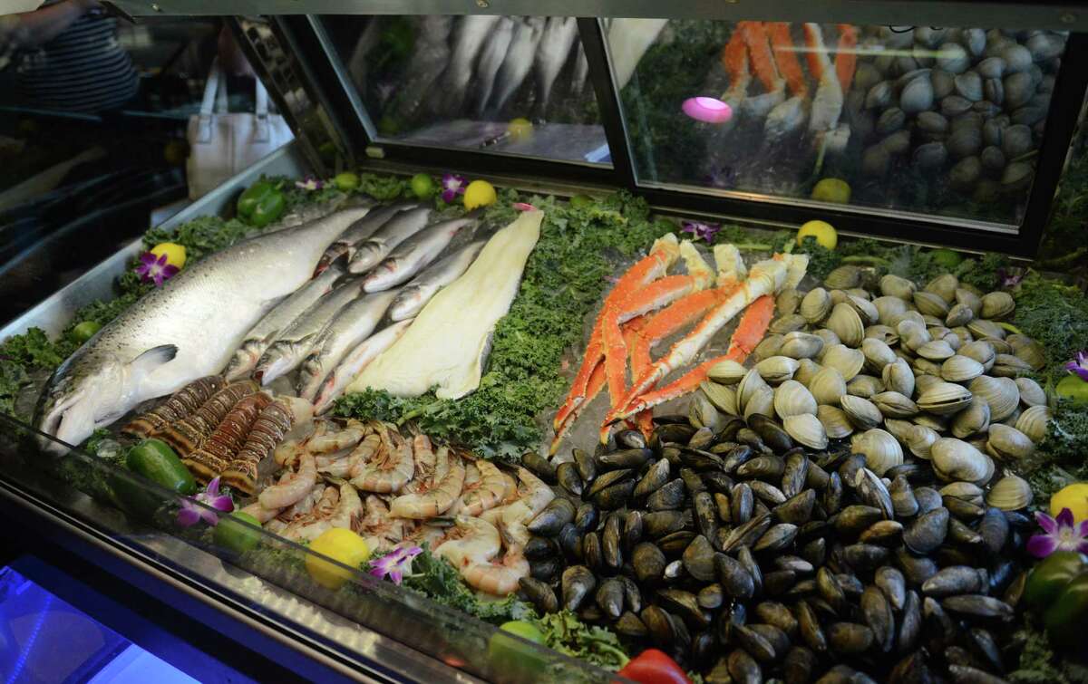 New Danbury restaurant brings Padanaram Brook tableside