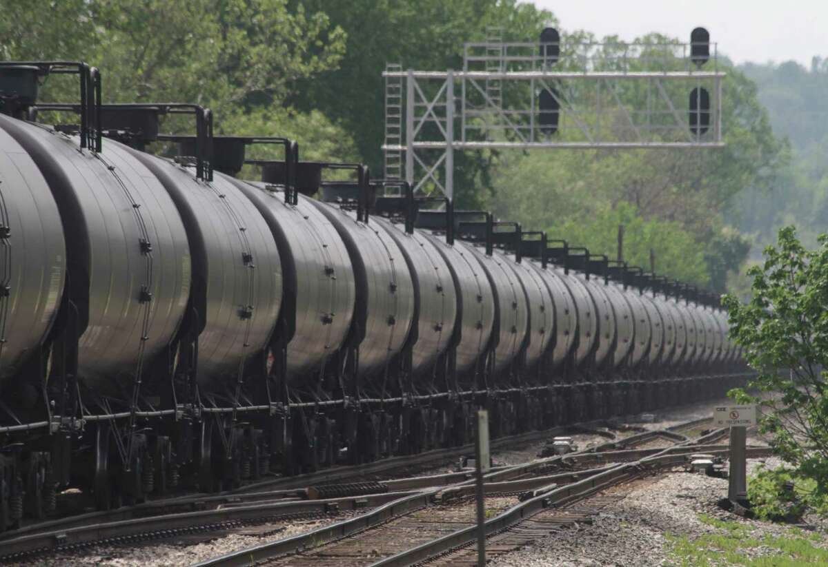 New federal rules governning trains that haul crude oil could cover speed and other operational matters in addition to tank car standards. (Curtis Tate/MCT)