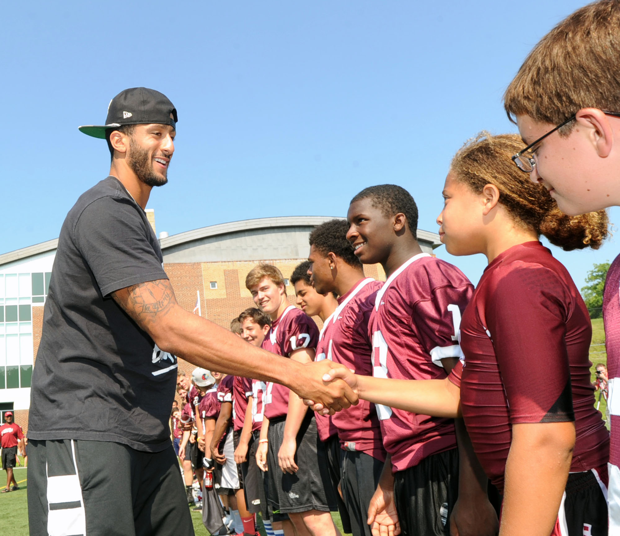 49ers juggle quarterbacks at start of camp